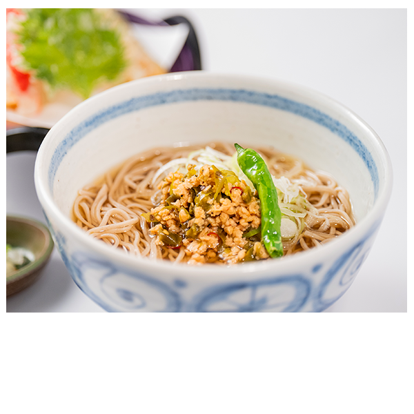 青いイナズマ！辛撃蕎麦