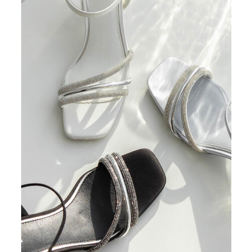 【新作商品のご紹介】クリアヒールビジューストラップサンダル