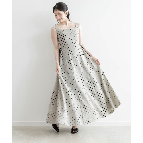 【新作商品のご紹介】フロッキードットフィットアンドフレアワンピース