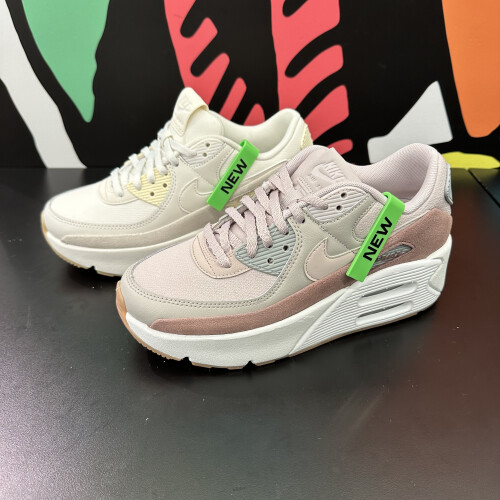 人気ブランドを 女性には嬉しい厚底AIRMAX GRANDSTAGE ABC-MART - ❣❣ 90 靴