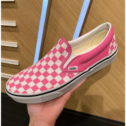 SLIP-ON ピンクチェックがでました💗😻