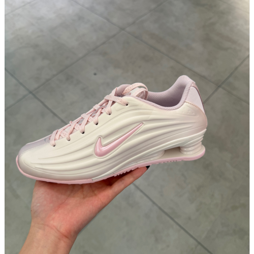 SHOX Zからピンクでました💞