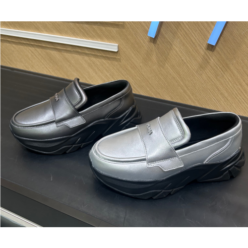 大人気★☆PUMAのローファー新カラー登場📢🌟