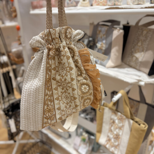 【インド刺繍リボン】入荷しました！