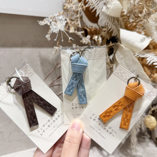 レザーサングヮー入荷しました🍀