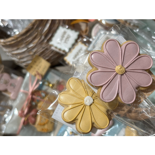 \\贈り物にもオススメ🌼可愛いアイシングクッキー🍪//