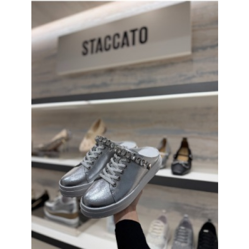 ✨STACCATO～新作サンダル～✨
